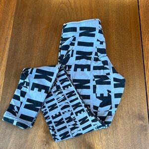 Nike leggings